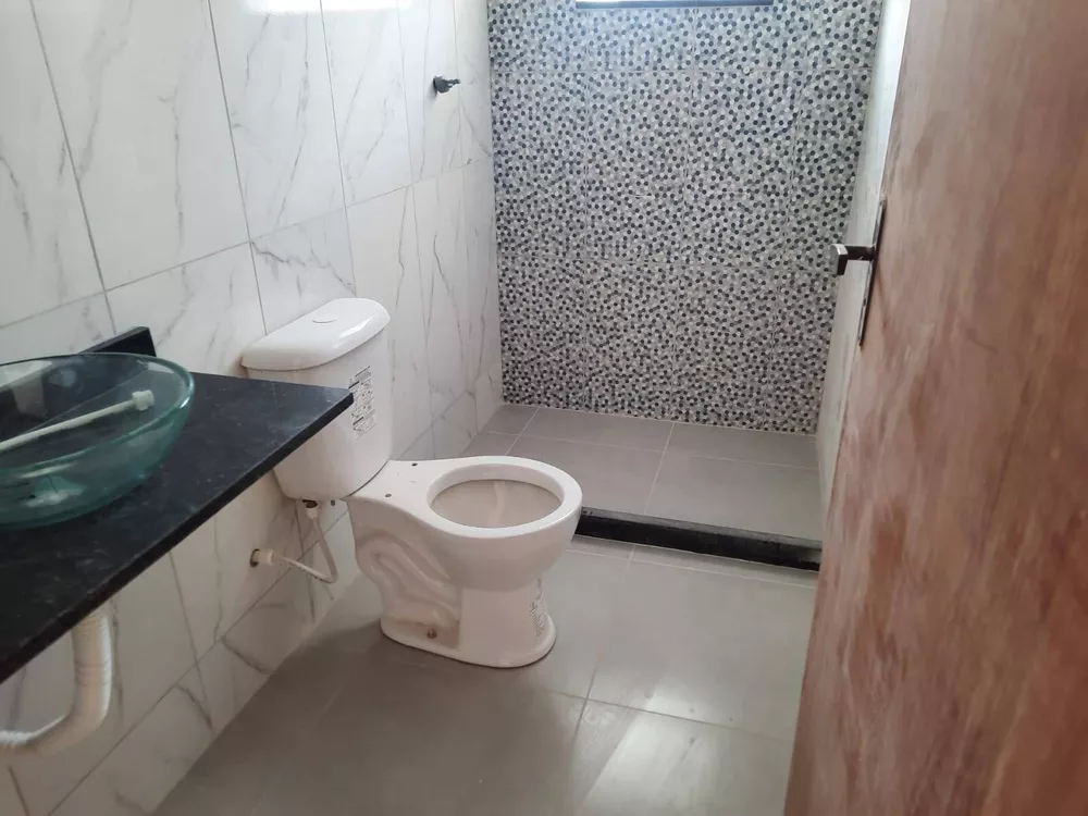 Casa à venda com 3 quartos, 300m² - Foto 4