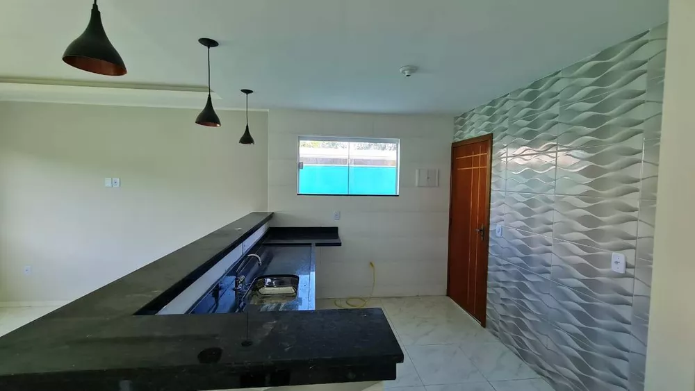 Casa à venda com 3 quartos, 120m² - Foto 4