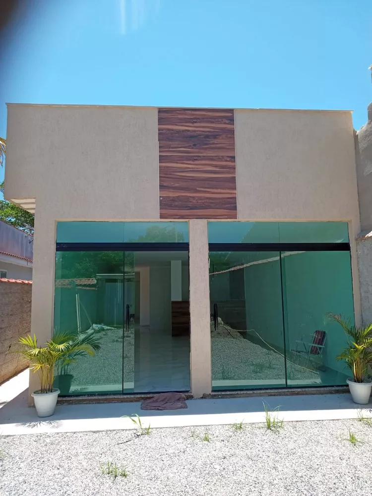 Casa à venda com 2 quartos, 115m² - Foto 2