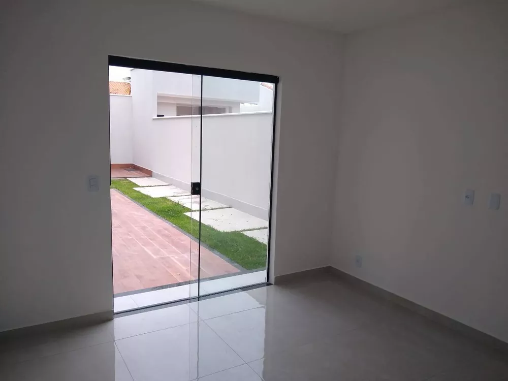 Casa à venda com 3 quartos, 340m² - Foto 8