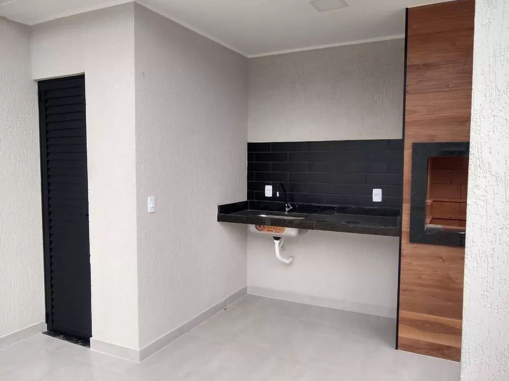 Casa à venda com 3 quartos, 340m² - Foto 7