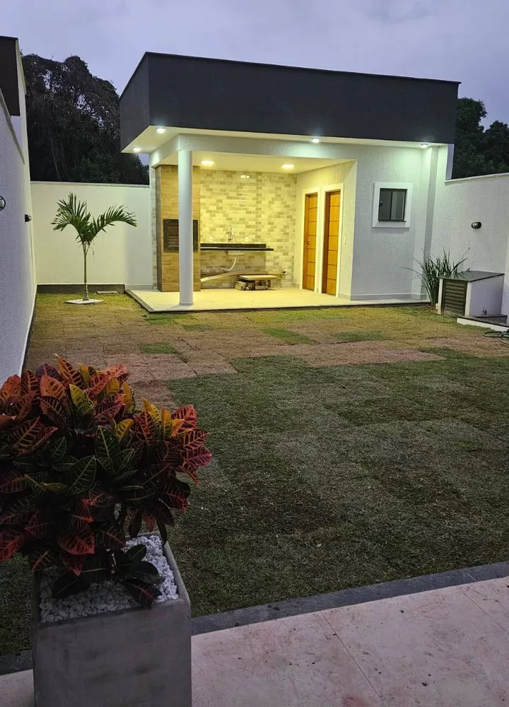 Casa à venda com 3 quartos, 300m² - Foto 3