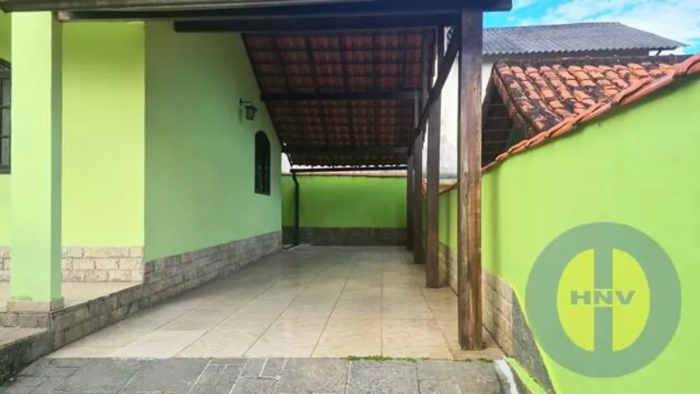 Casa à venda com 3 quartos, 300m² - Foto 4