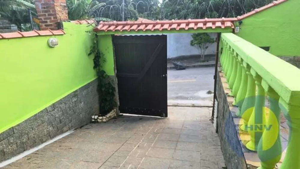 Casa à venda com 3 quartos, 300m² - Foto 3