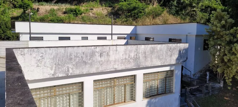 Casa à venda com 9 quartos, 550m² - Foto 3