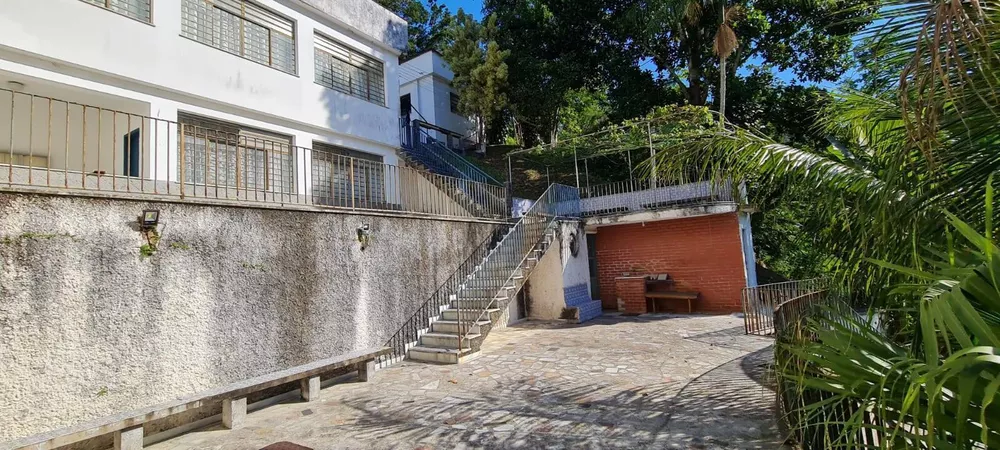 Casa à venda com 9 quartos, 550m² - Foto 4