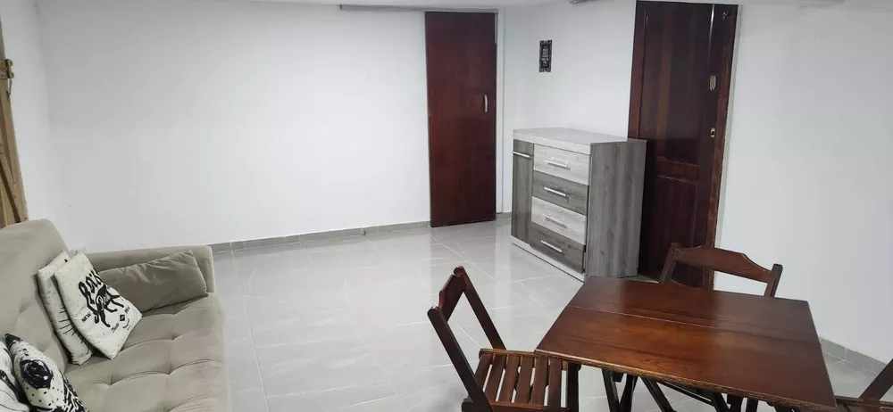 Casa à venda com 3 quartos, 440m² - Foto 4