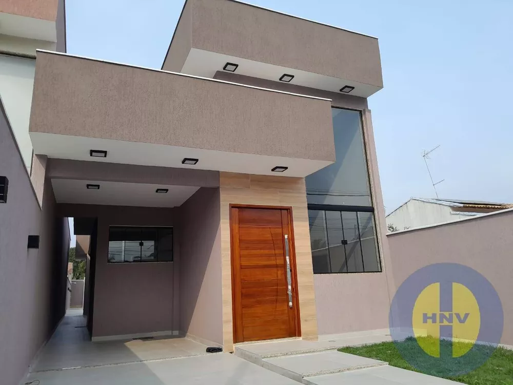 Casa à venda com 3 quartos, 96m² - Foto 1