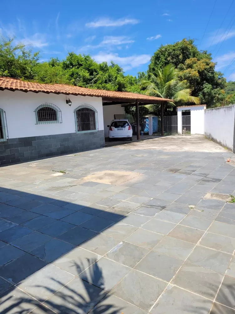 Casa à venda com 3 quartos, 1000m² - Foto 7