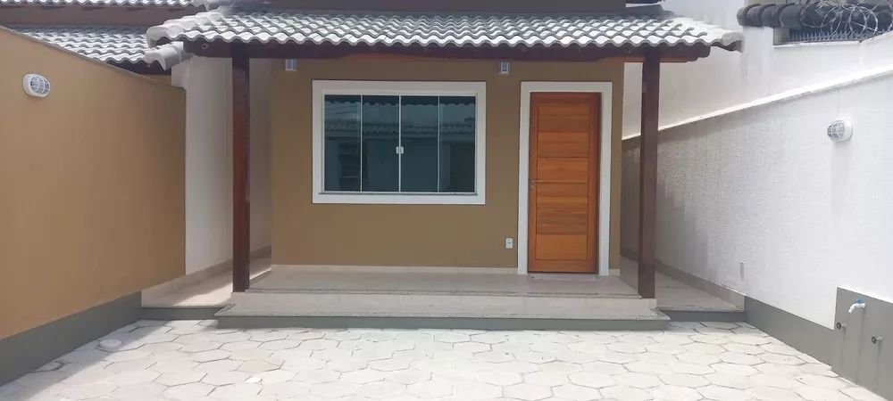 Casa à venda com 2 quartos, 98m² - Foto 1