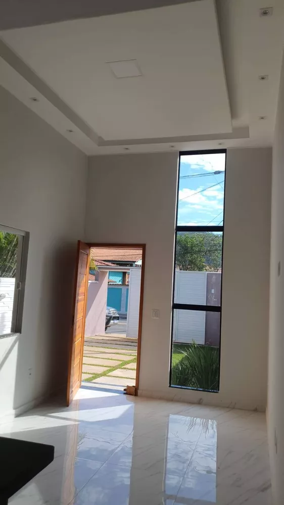 Casa à venda com 2 quartos, 114m² - Foto 3