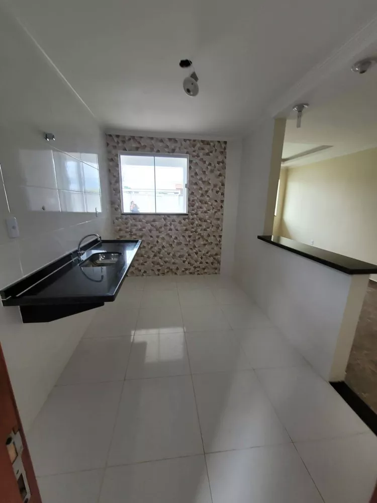 Casa à venda com 3 quartos, 106m² - Foto 4