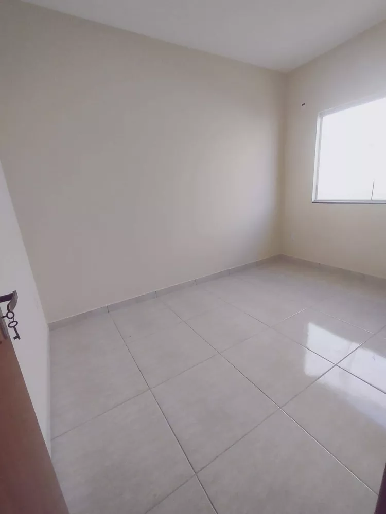 Casa à venda com 3 quartos, 122m² - Foto 4