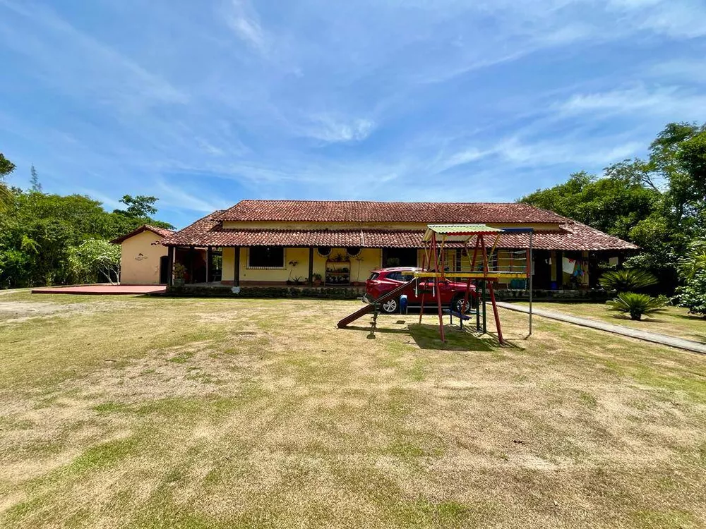 Fazenda à venda com 4 quartos, 900m² - Foto 2