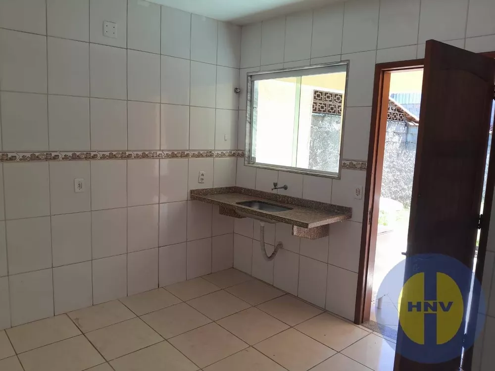 Casa à venda com 2 quartos, 300m² - Foto 8