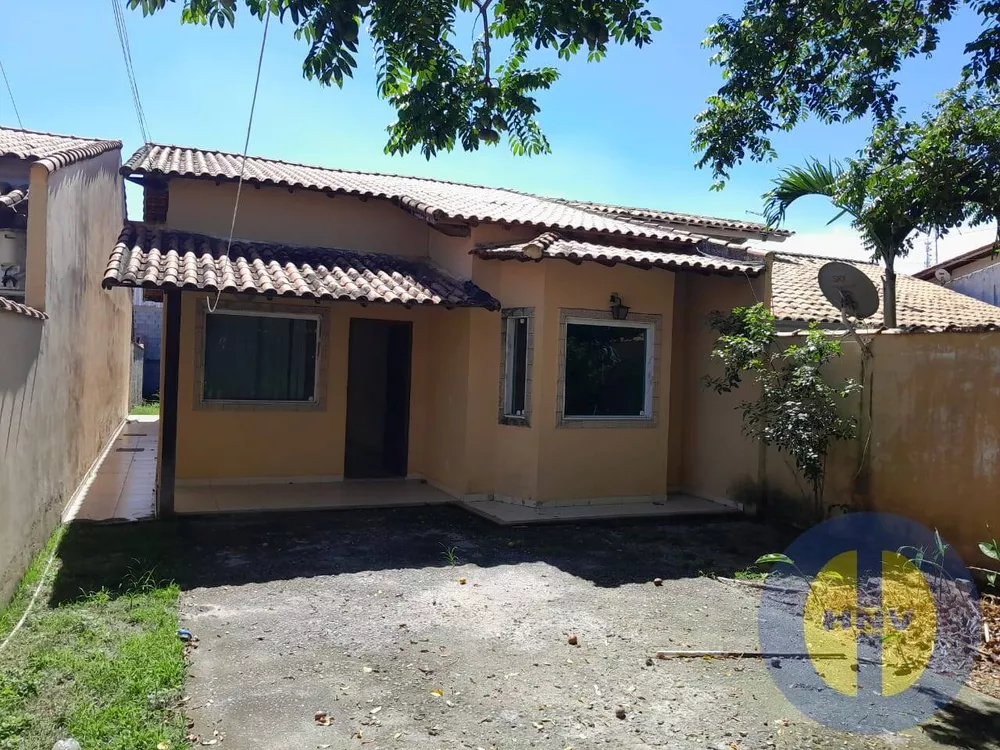 Casa à venda com 2 quartos, 300m² - Foto 1