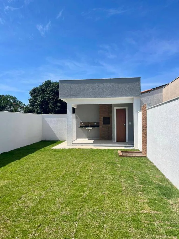 Casa à venda com 2 quartos, 75m² - Foto 3