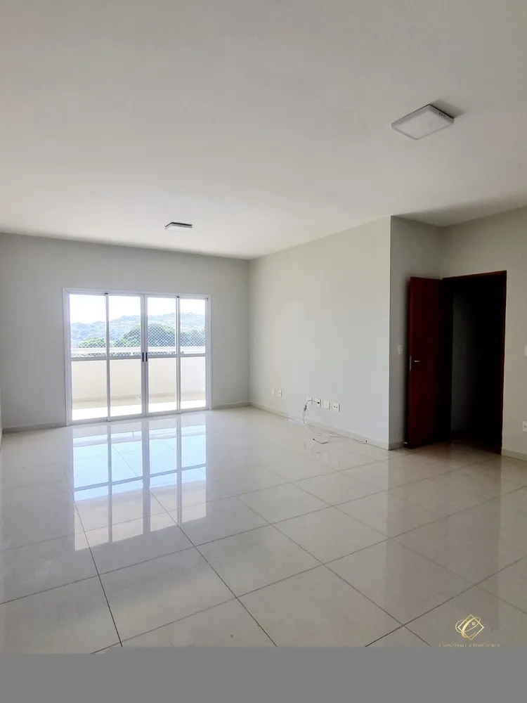 Apartamento, 3 quartos, 120 m² - Foto 1