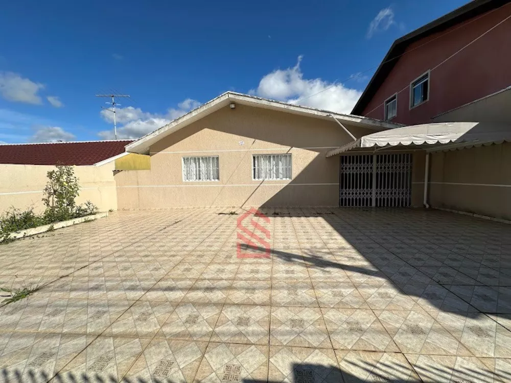 Casa à venda com 4 quartos, 150m² - Foto 1