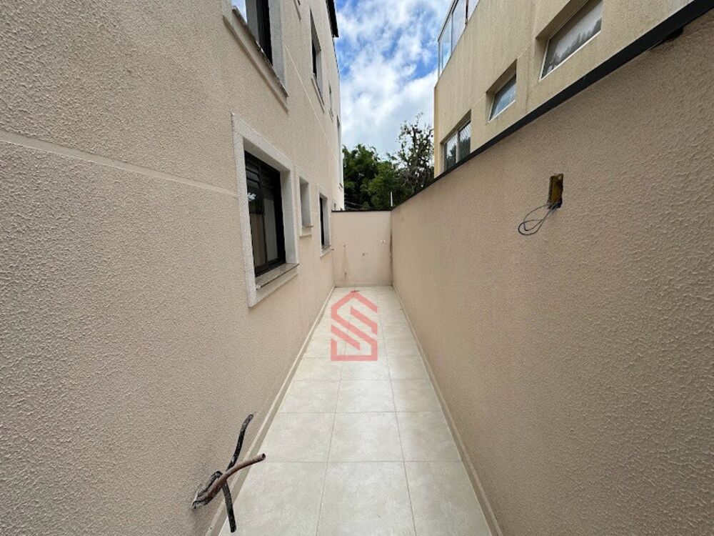 Apartamento à venda com 1 quarto, 40m² - Foto 1