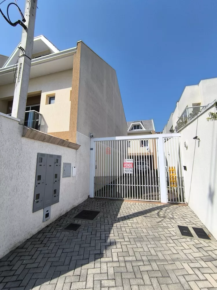 Sobrado à venda com 3 quartos, 184m² - Foto 1