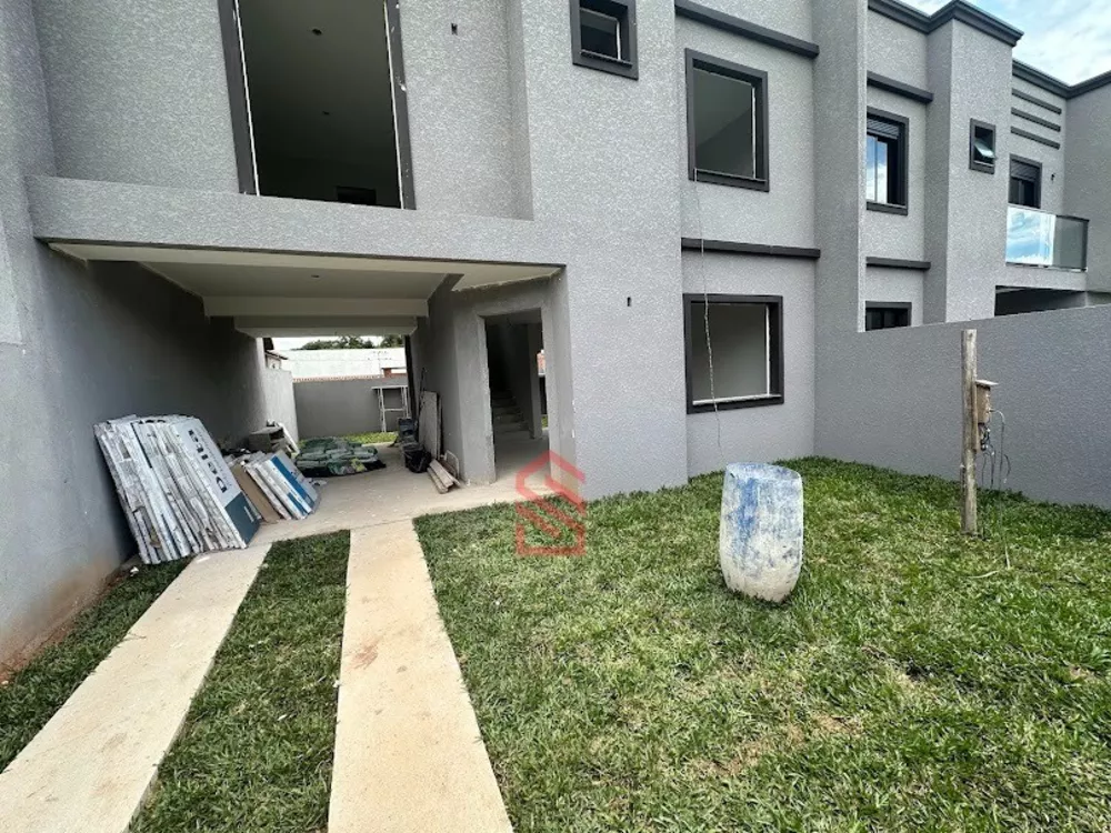 Sobrado à venda com 3 quartos, 110m² - Foto 1