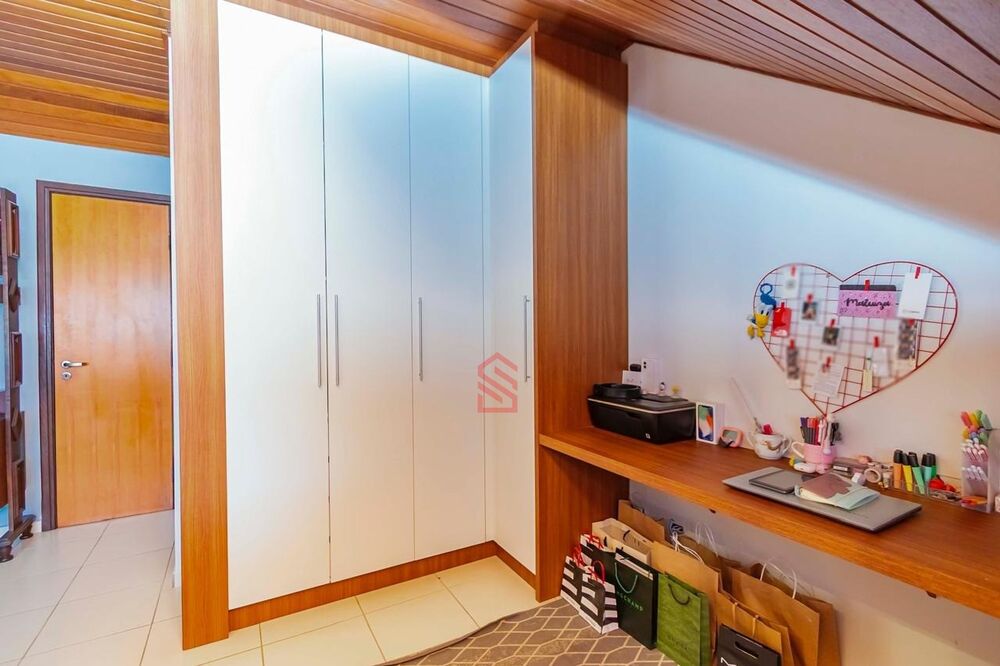 Sobrado à venda com 3 quartos, 170m² - Foto 2