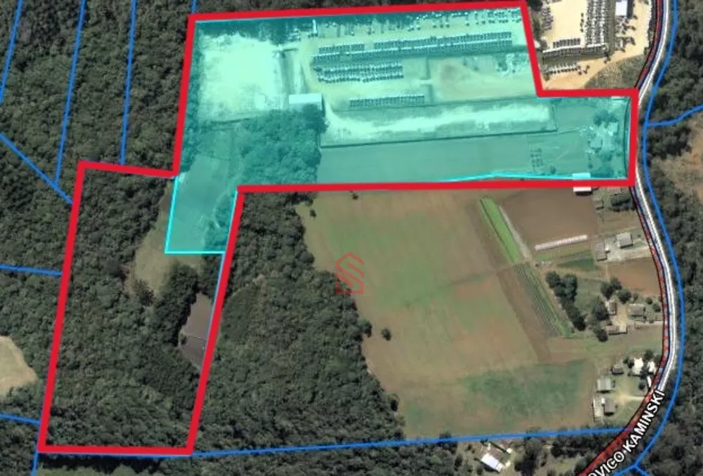 Loteamento e Condomínio - Foto 1