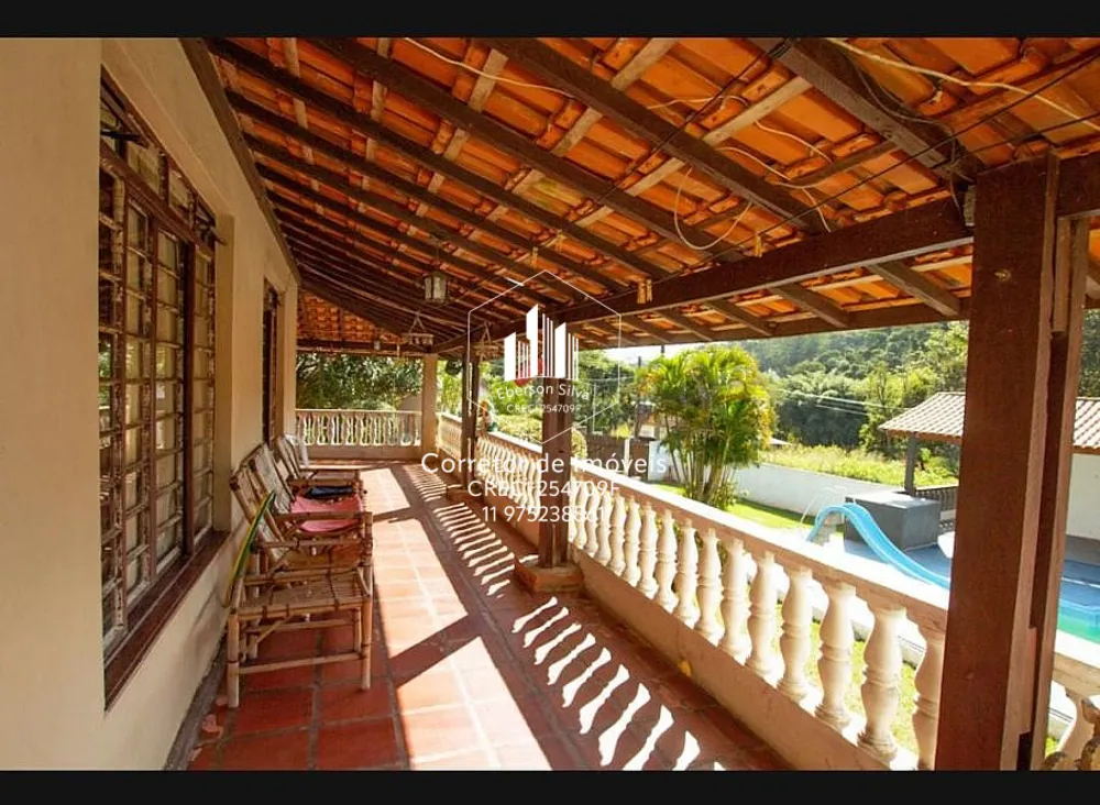 Chácara, 3 quartos, 5689 m² - Foto 1