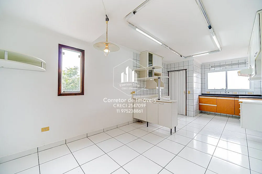 Casa, 3 quartos, 195 m² - Foto 2