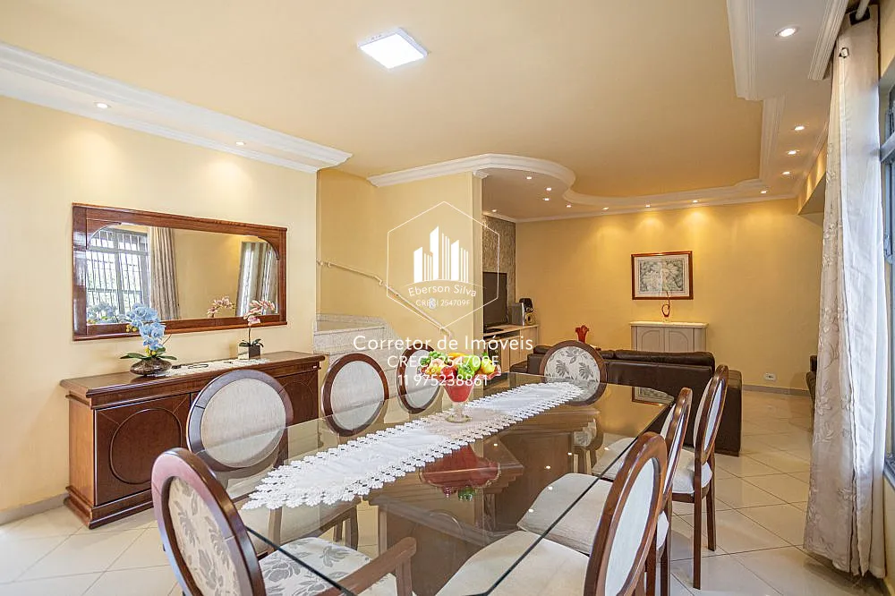 Casa, 3 quartos, 258 m² - Foto 1