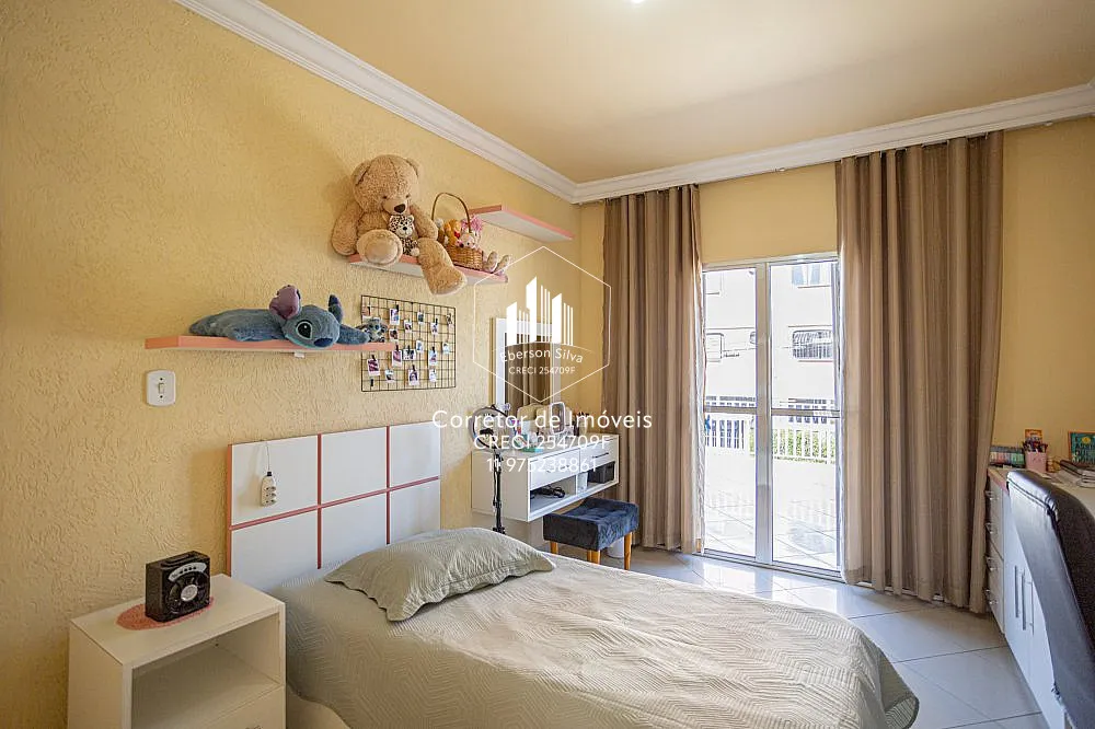 Casa, 3 quartos, 258 m² - Foto 4