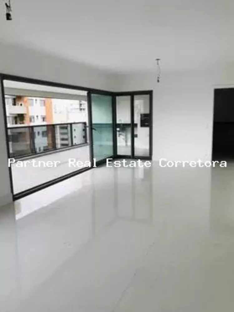 Apartamento à venda com 4 quartos, 193m² - Foto 3