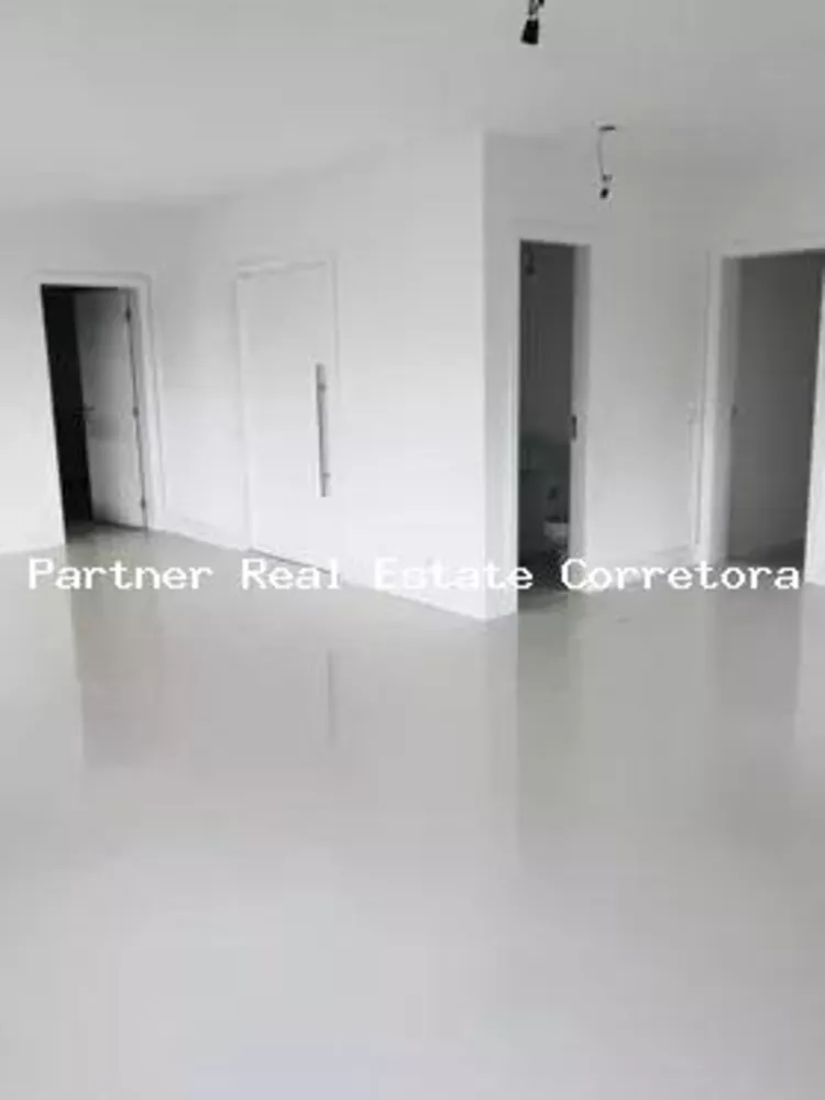 Apartamento à venda com 4 quartos, 193m² - Foto 4