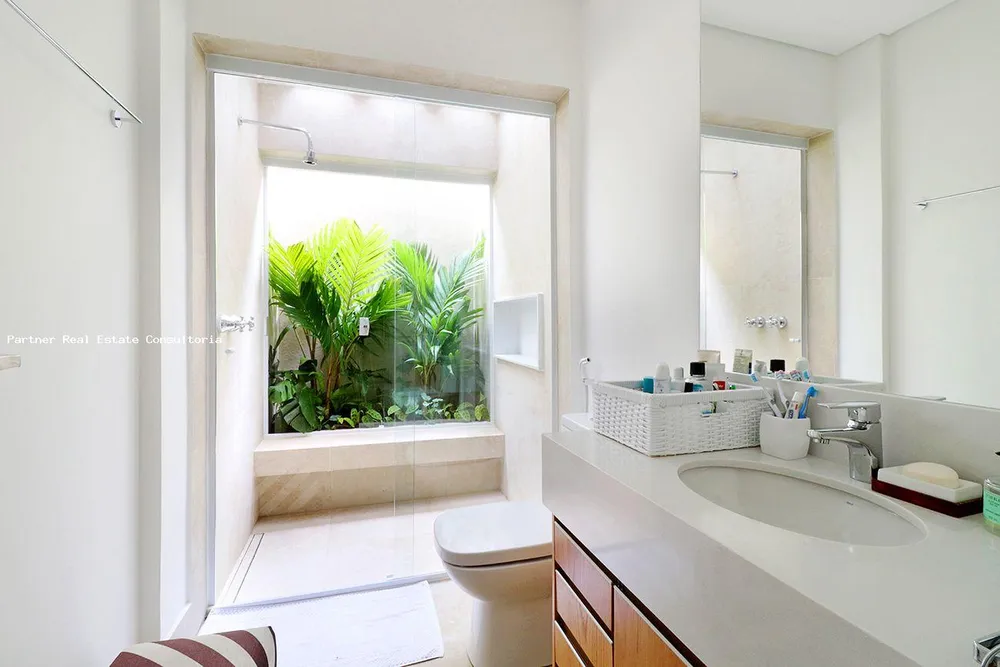 Casa, 4 quartos, 250 m² - Foto 1