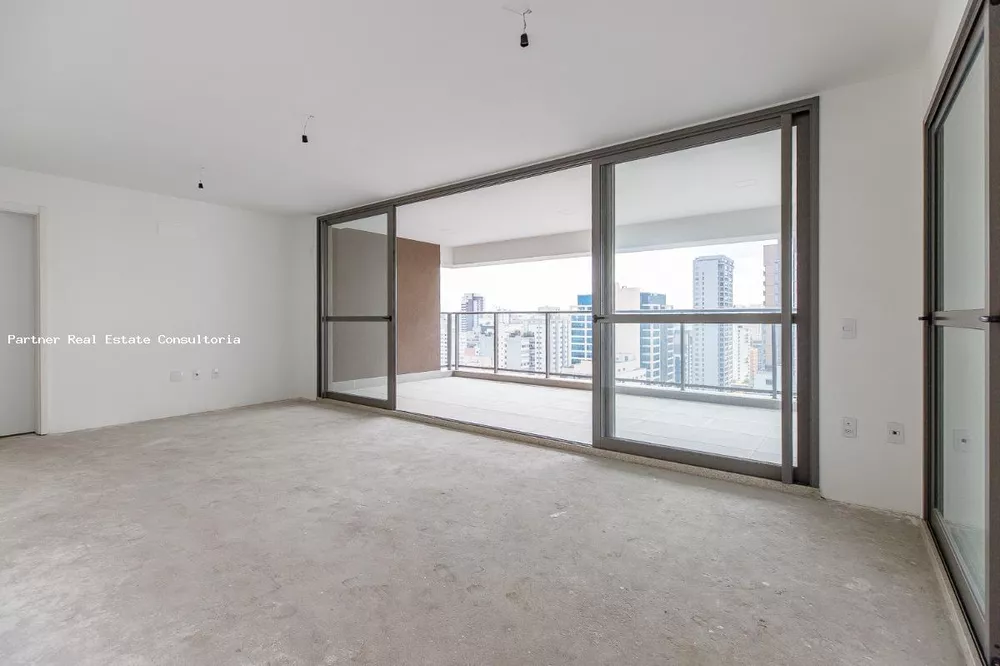 Apartamento à venda com 3 quartos, 157m² - Foto 4