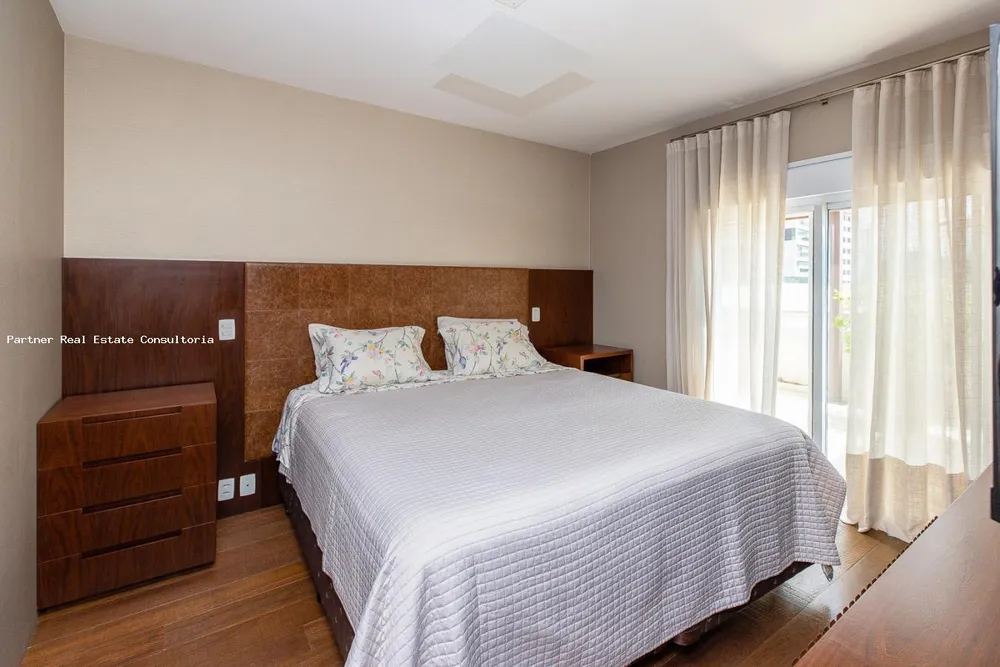 Apartamento, 4 quartos, 280 m² - Foto 1