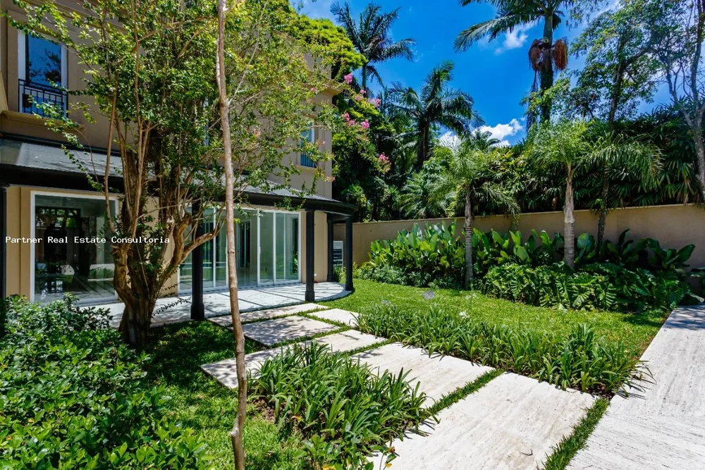 Casa, 5 quartos, 1318 m² - Foto 2