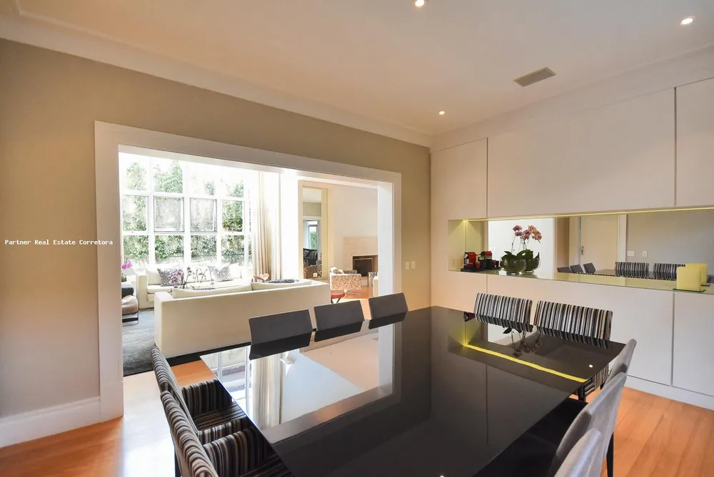 Casa, 4 quartos, 546 m² - Foto 1
