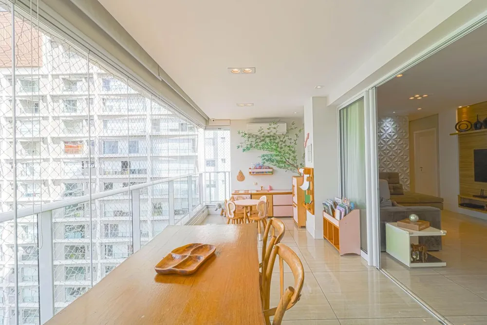 Apartamento, 3 quartos, 134 m² - Foto 1