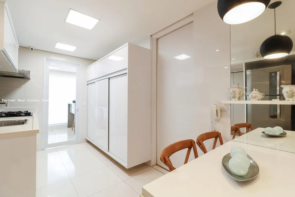 Apartamento, 3 quartos, 134 m² - Foto 2