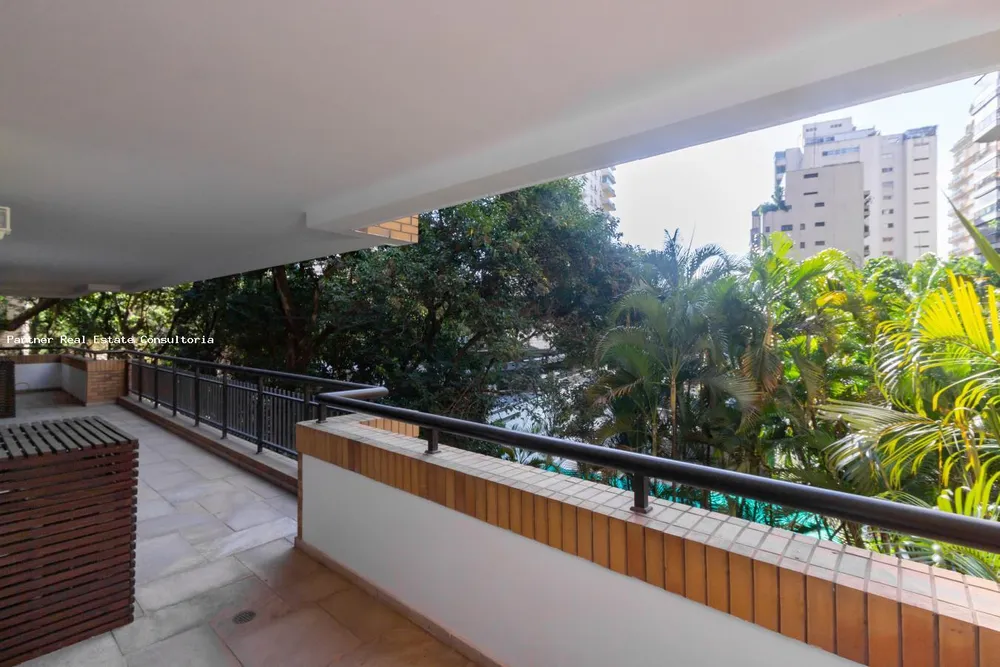 Apartamento, 3 quartos, 438 m² - Foto 1