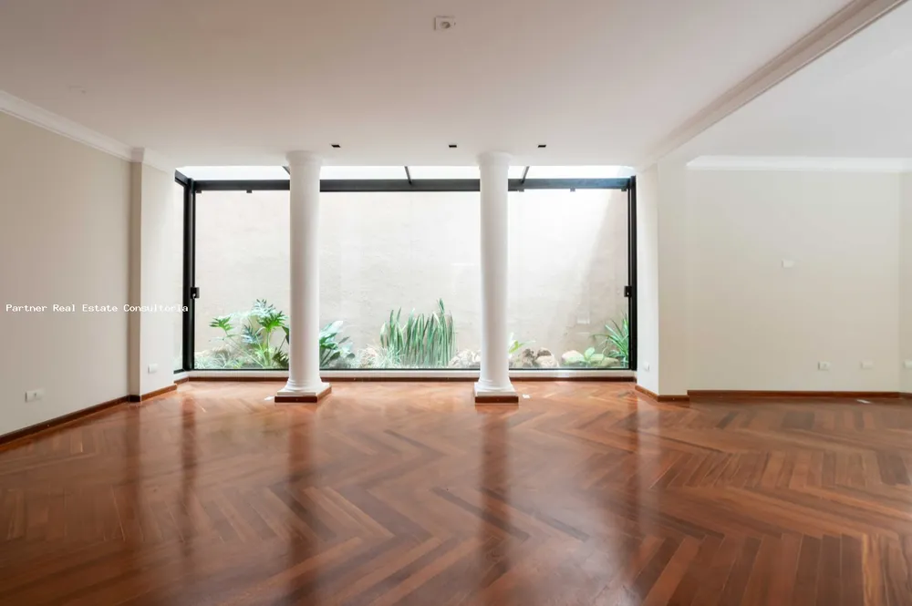 Casa, 4 quartos, 384 m² - Foto 1
