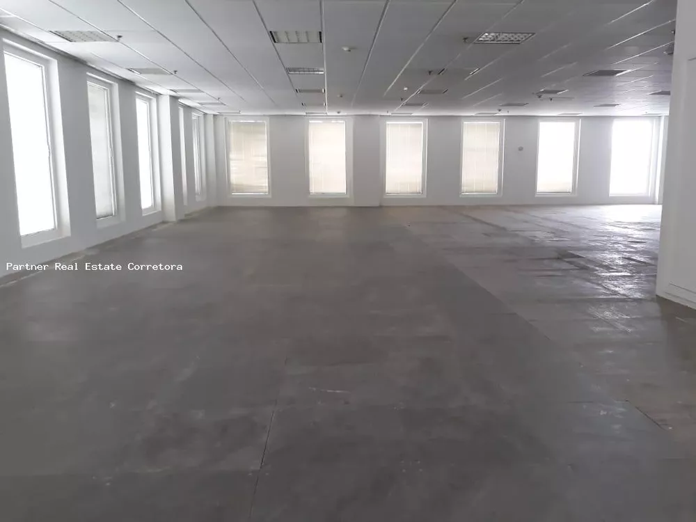 Conjunto Comercial-Sala para alugar com 1 quarto, 199m² - Foto 1