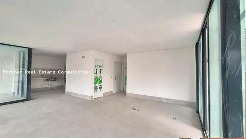 Apartamento à venda com 4 quartos, 230m² - Foto 2