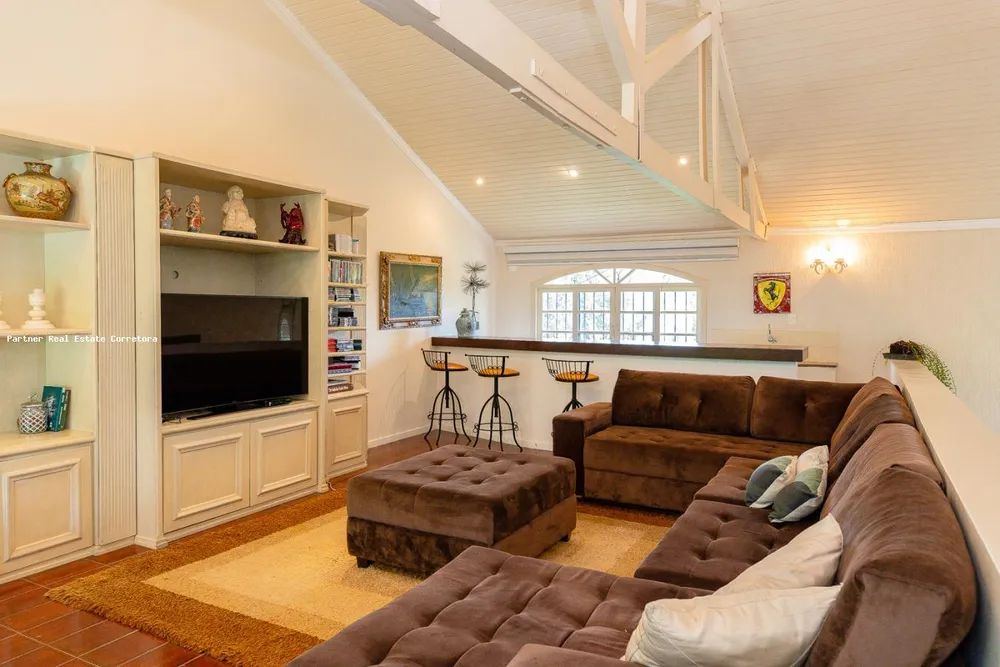 Casa, 5 quartos, 3800 m² - Foto 1