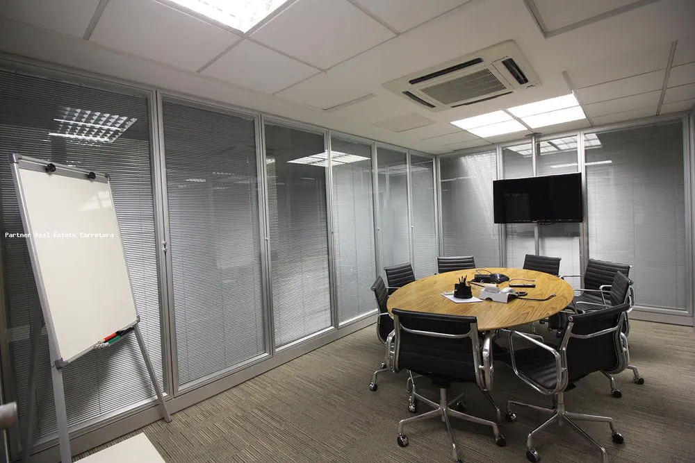 Prédio Inteiro, 2300 m² - Foto 1