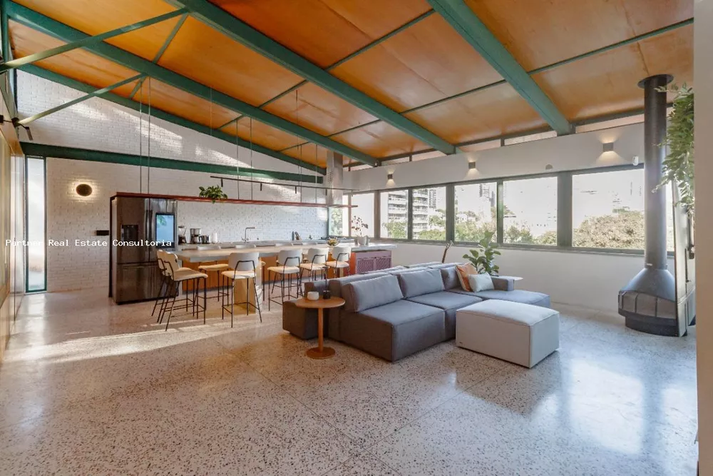 Casa à venda com 3 quartos, 325m² - Foto 2