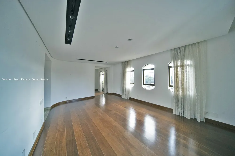 Apartamento, 3 quartos, 255 m² - Foto 2