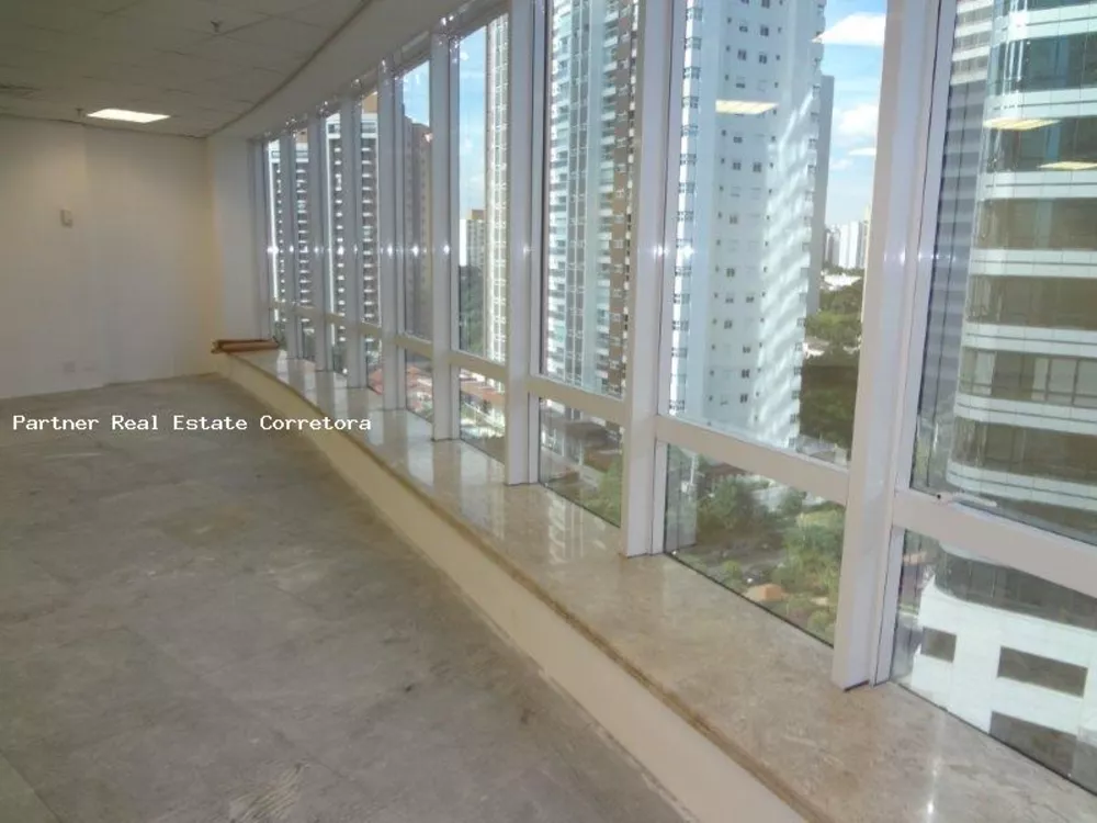 Conjunto Comercial-Sala à venda com 1 quarto, 140m² - Foto 5